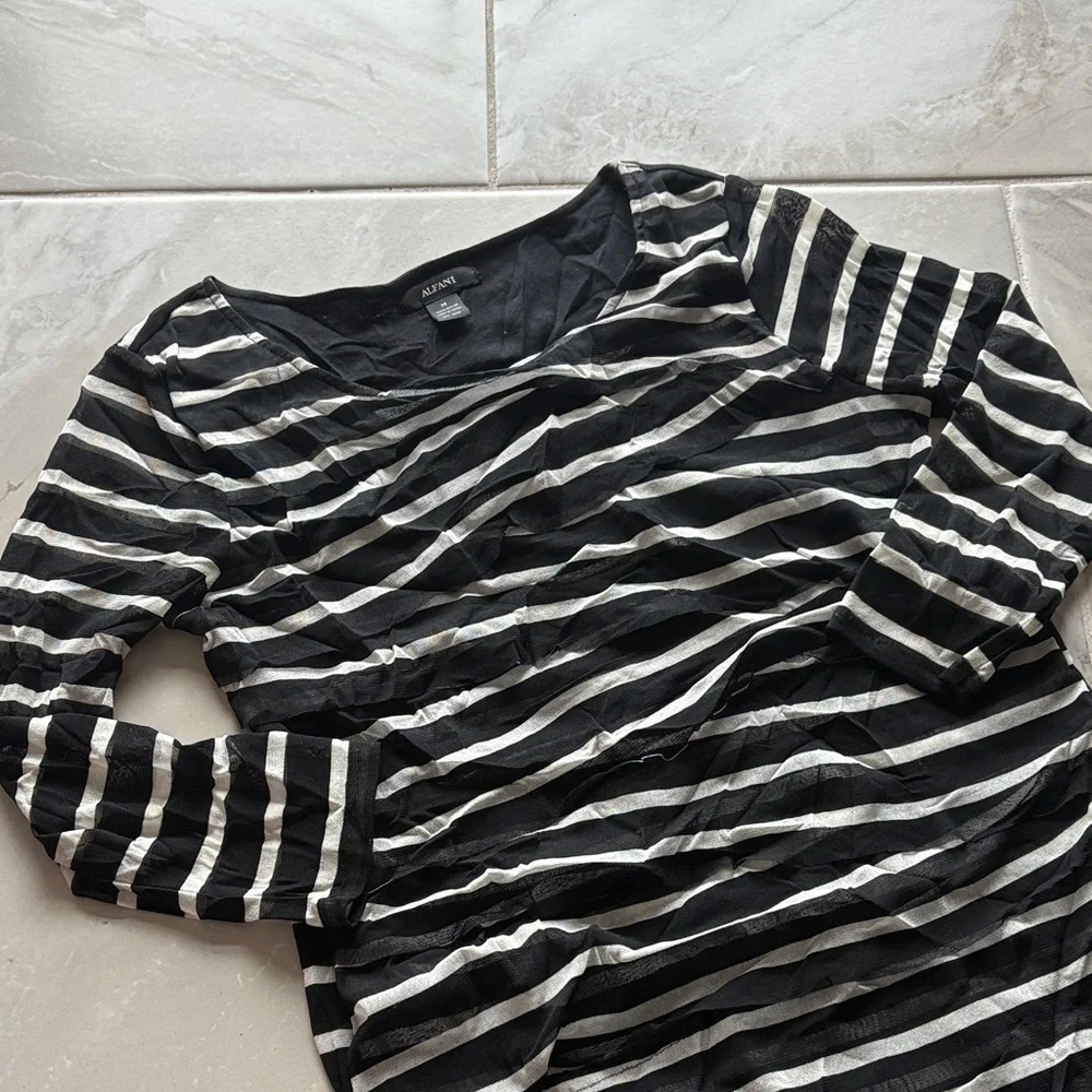 Alfani Black and White Striped Long Sleeve Top - Picture 2 of 3